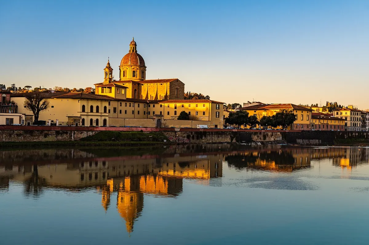 firenze, italy, ancient architecture, old bridge, bridge, renaissance, renaissance city, river, light reflection, dawn, travel