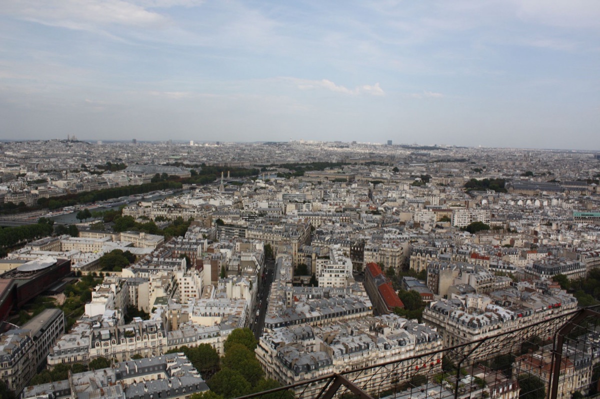 caixa de reserva da eiffel tower