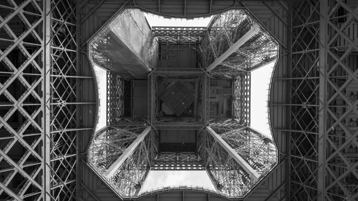 torre eiffel a parigina
