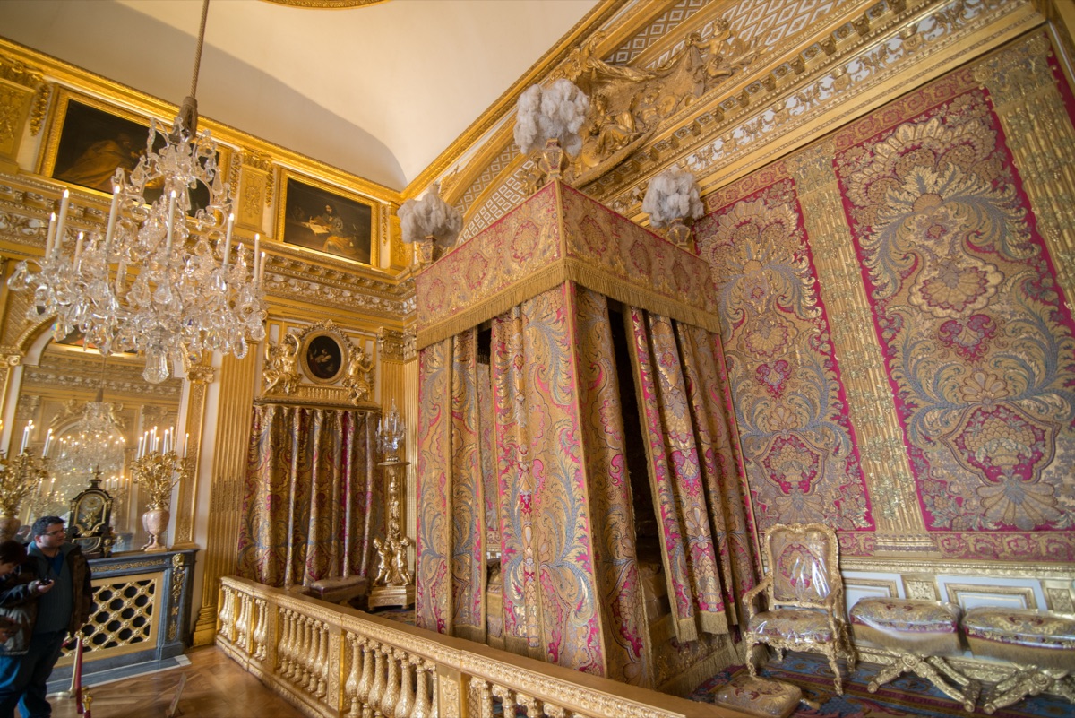 versailles throne room