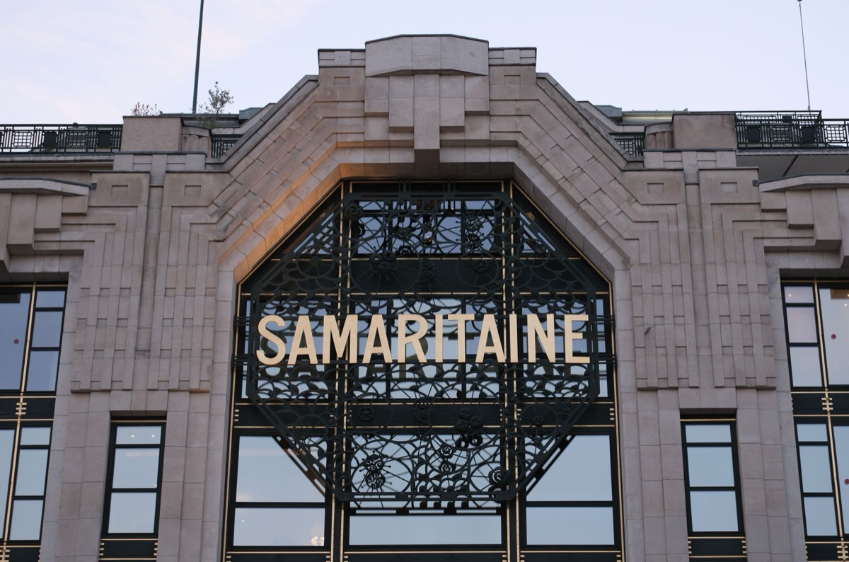 Parisian department store with tax refund sign