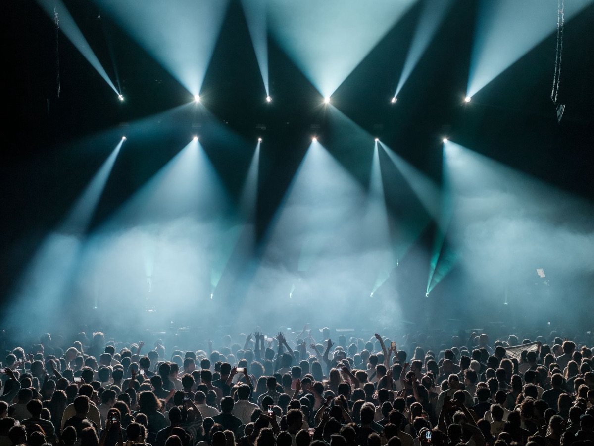 escenario de pitchfork music festival Paris