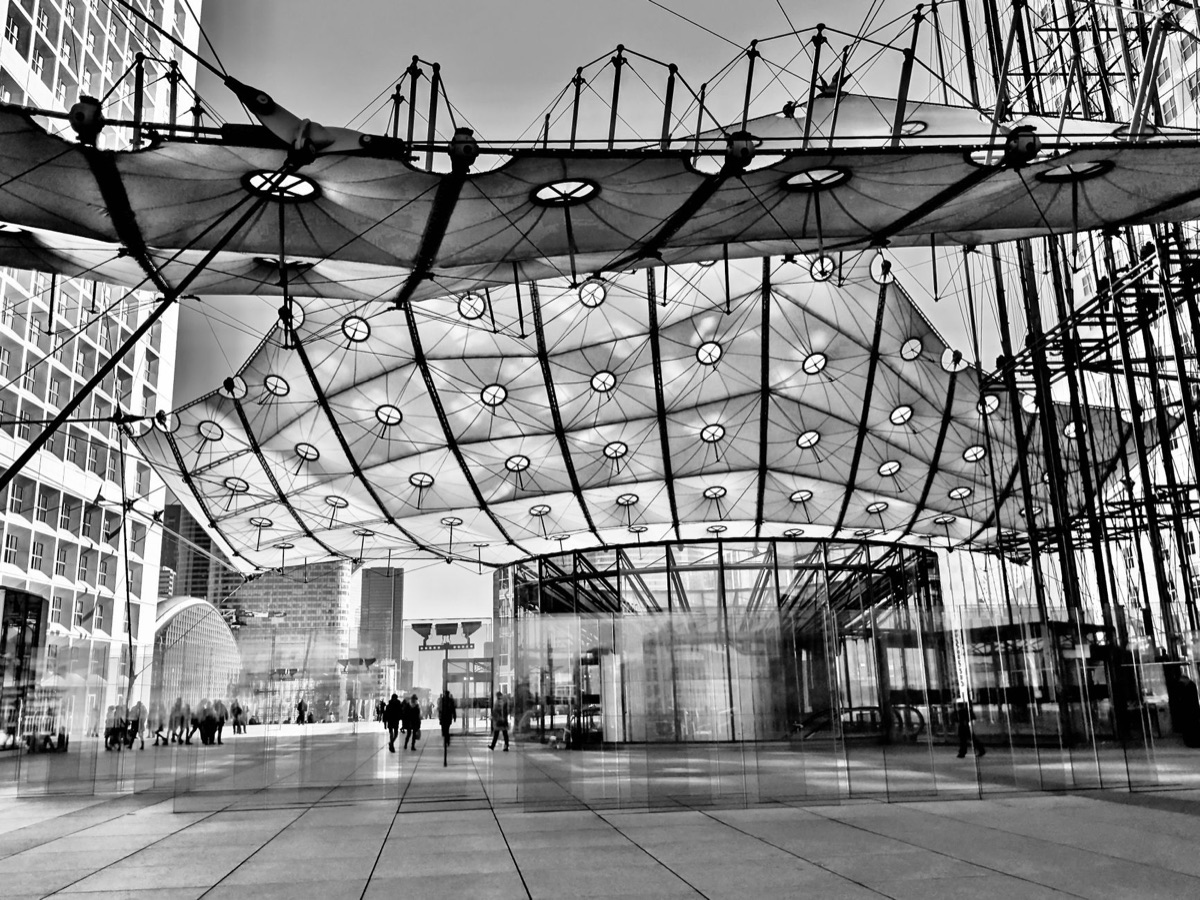 grande halle de la villette interno